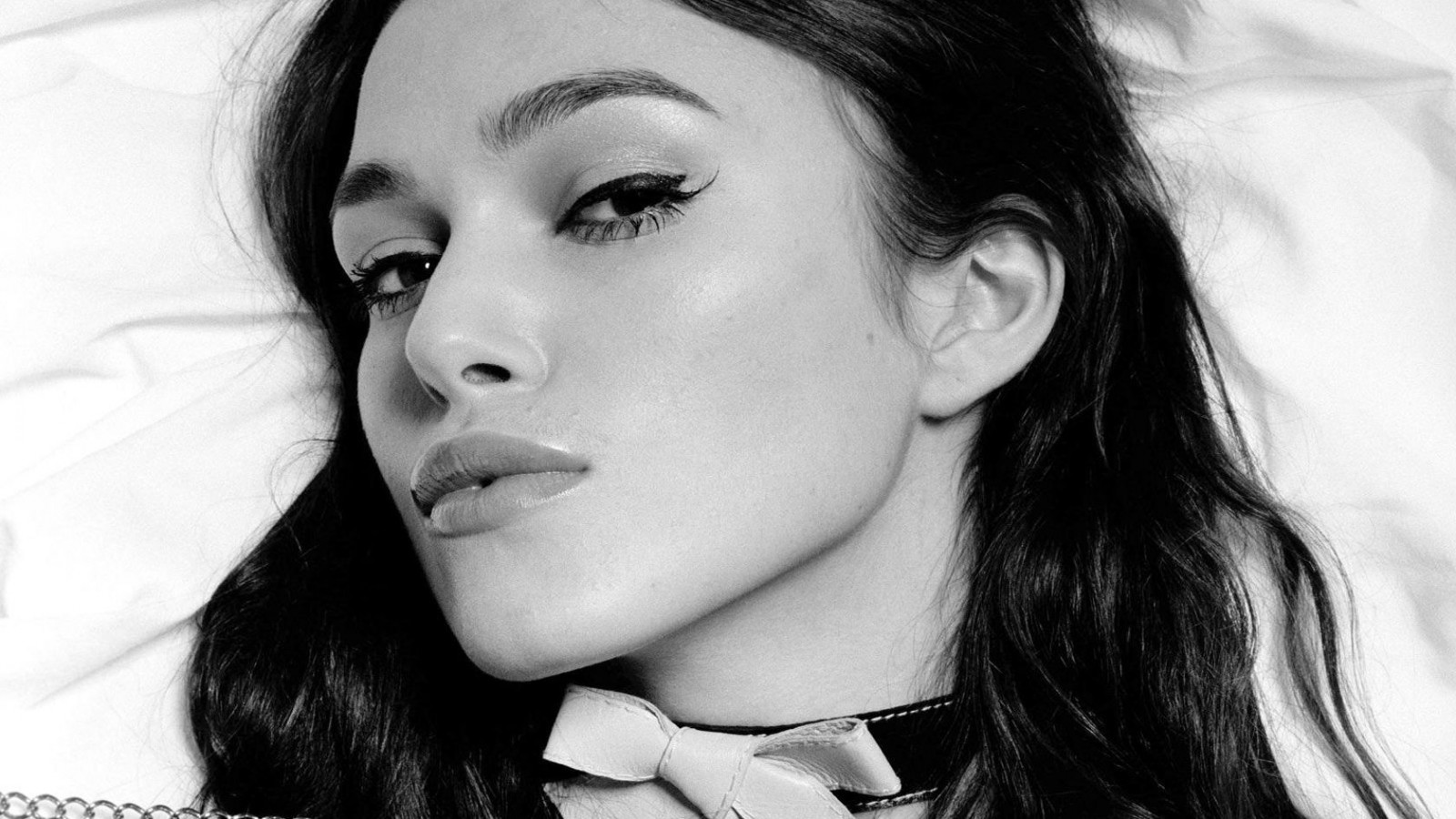 Keira Knightley Wallpaper - HD Wallpaper 