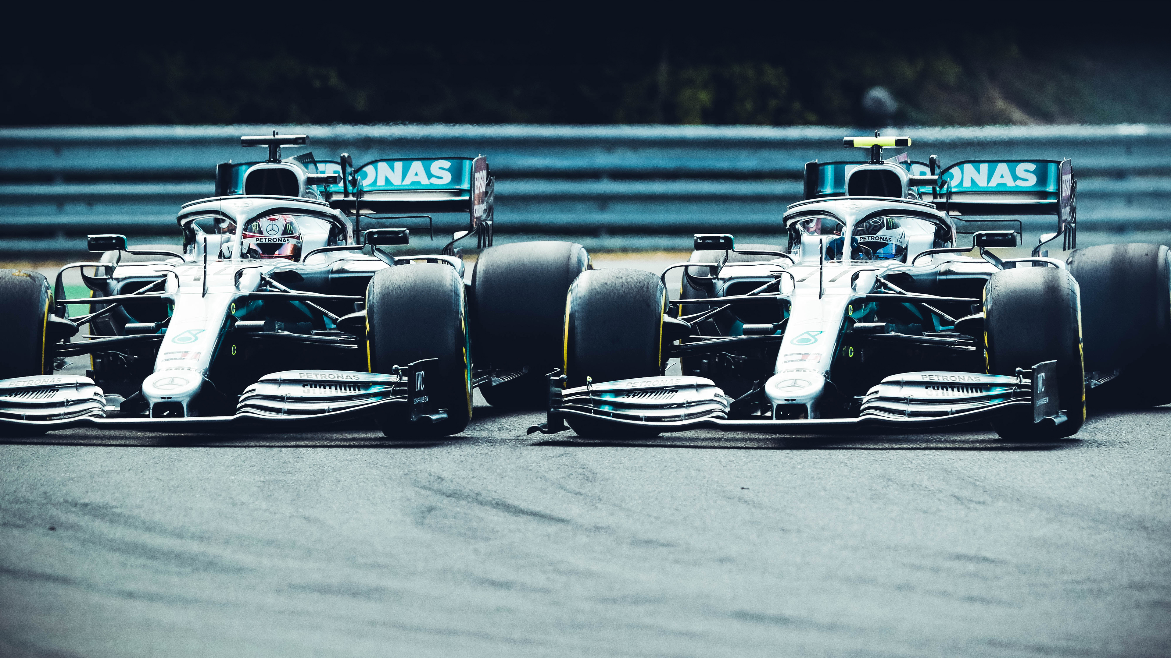 Silver Arrows Mercedes F1 - HD Wallpaper 