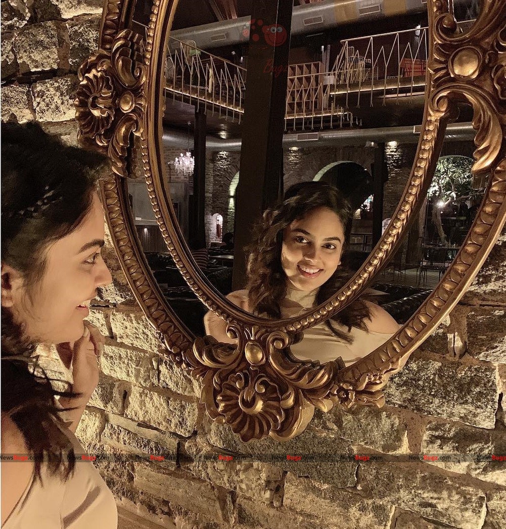 Nandita Swetha Images - Girl - HD Wallpaper 