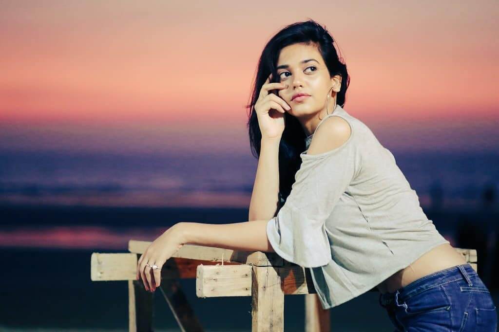 Shruti Sharma Images - HD Wallpaper 