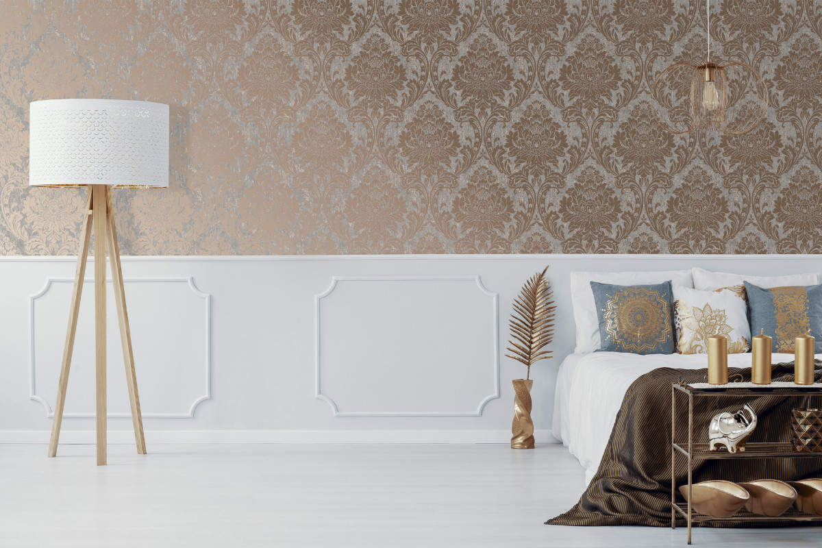 Graham And Brown Milan Damask Wallpaper - Grey Bedroom With Gold Accents - HD Wallpaper 