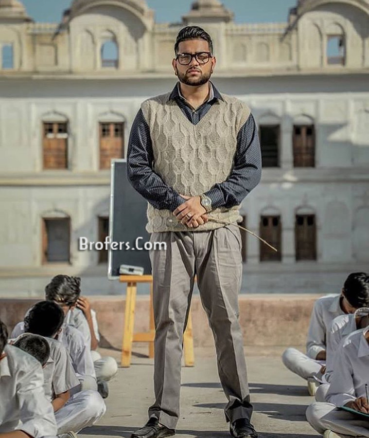 Kurta Pajama Wear Karan Aujla - 759x900 Wallpaper Kurta Pajama Wear Karan Aujla - 759x900 Wallpaper