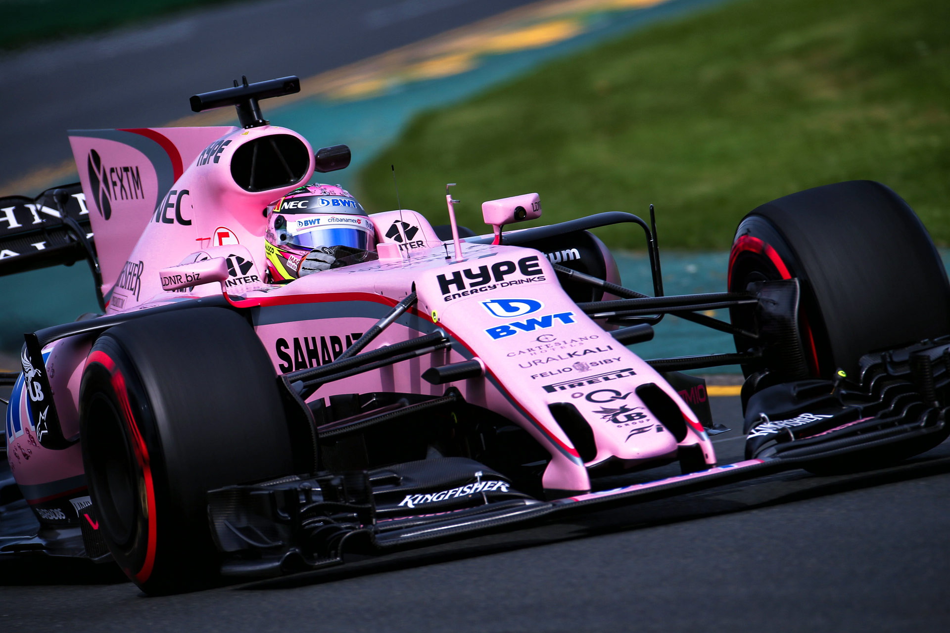 F1 Wallpaper Ipad - Force India F1 Sergio Perez - HD Wallpaper 