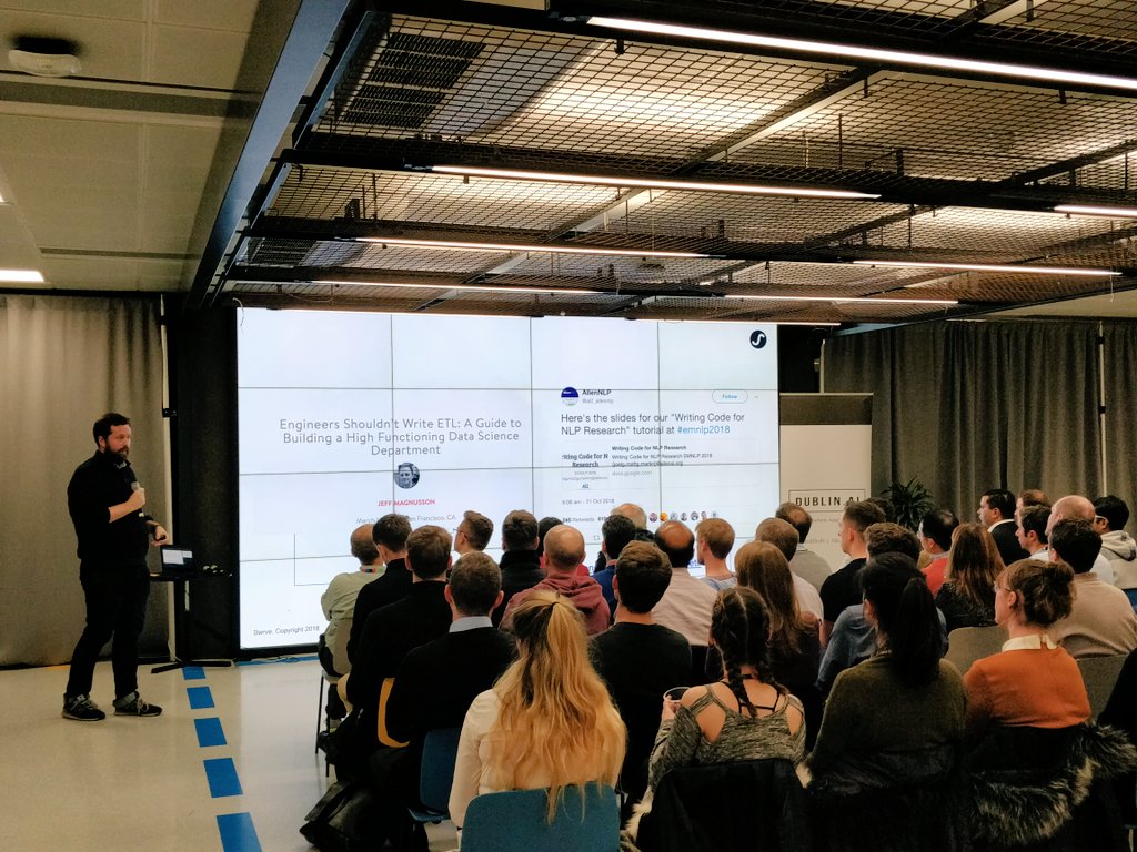 Seminar - HD Wallpaper 