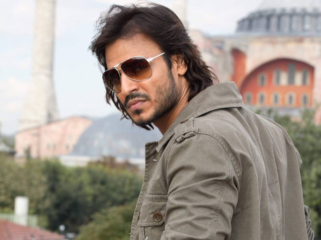Vivek Oberoi Long Hair - HD Wallpaper 