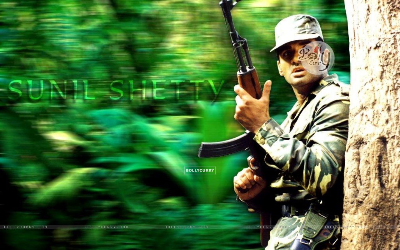Sunil Shetty - Wallpaper - Sunil Shetty In Army Dress - HD Wallpaper 