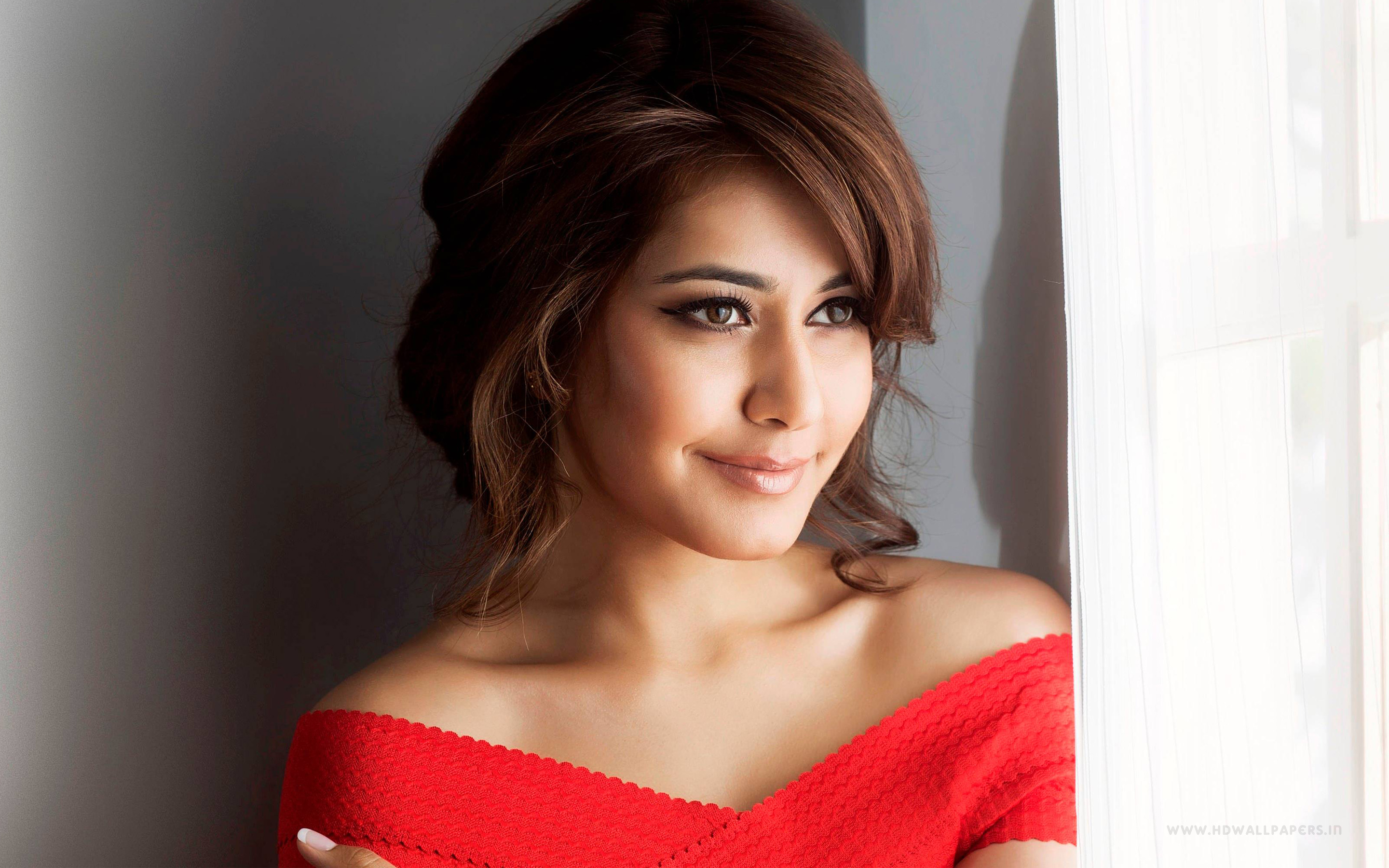 Rashi Khanna Tollywood Actress - Rashi Khanna Hd Wallpapers 4k - HD Wallpaper 