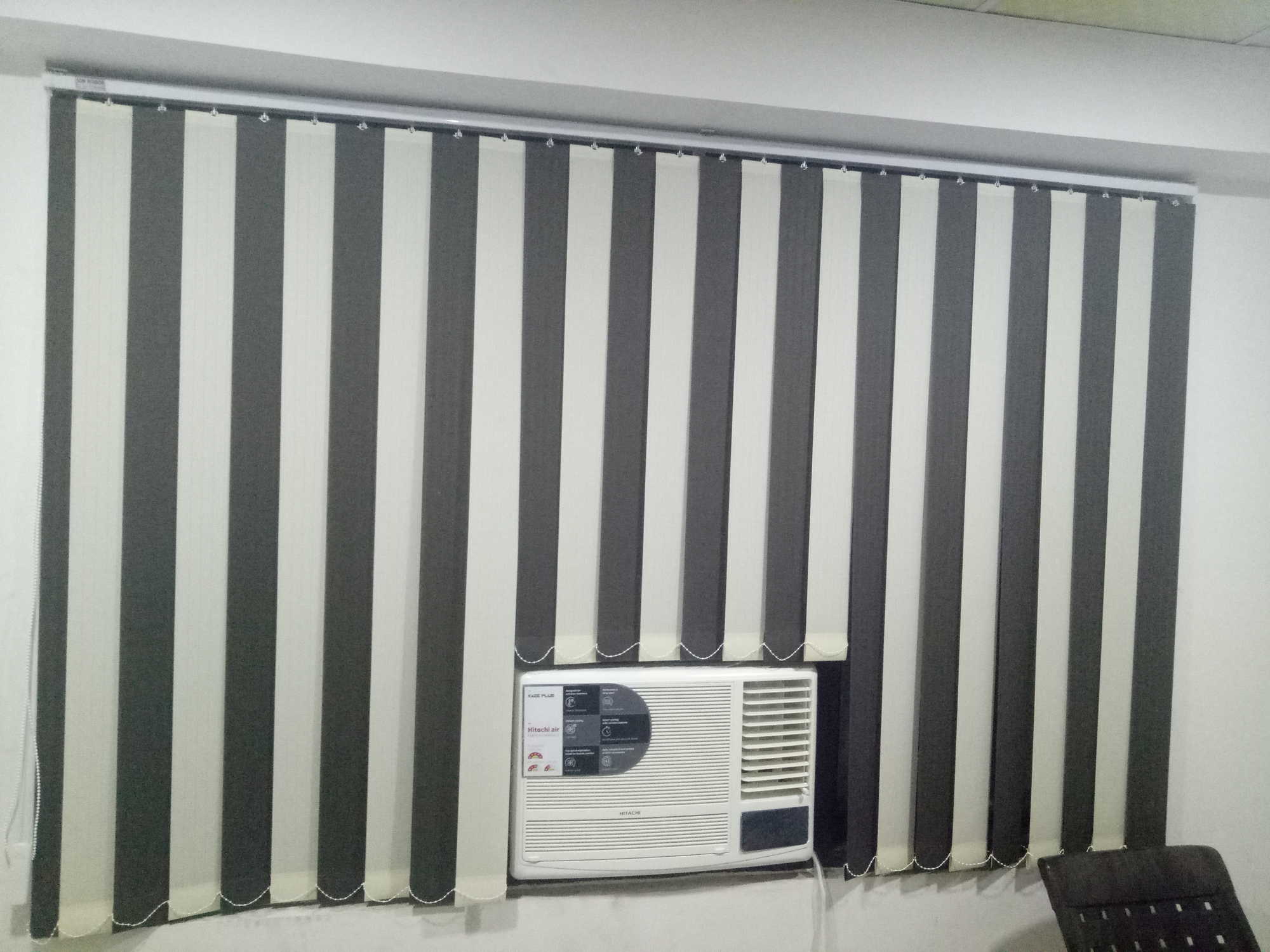 Window Blind - HD Wallpaper 