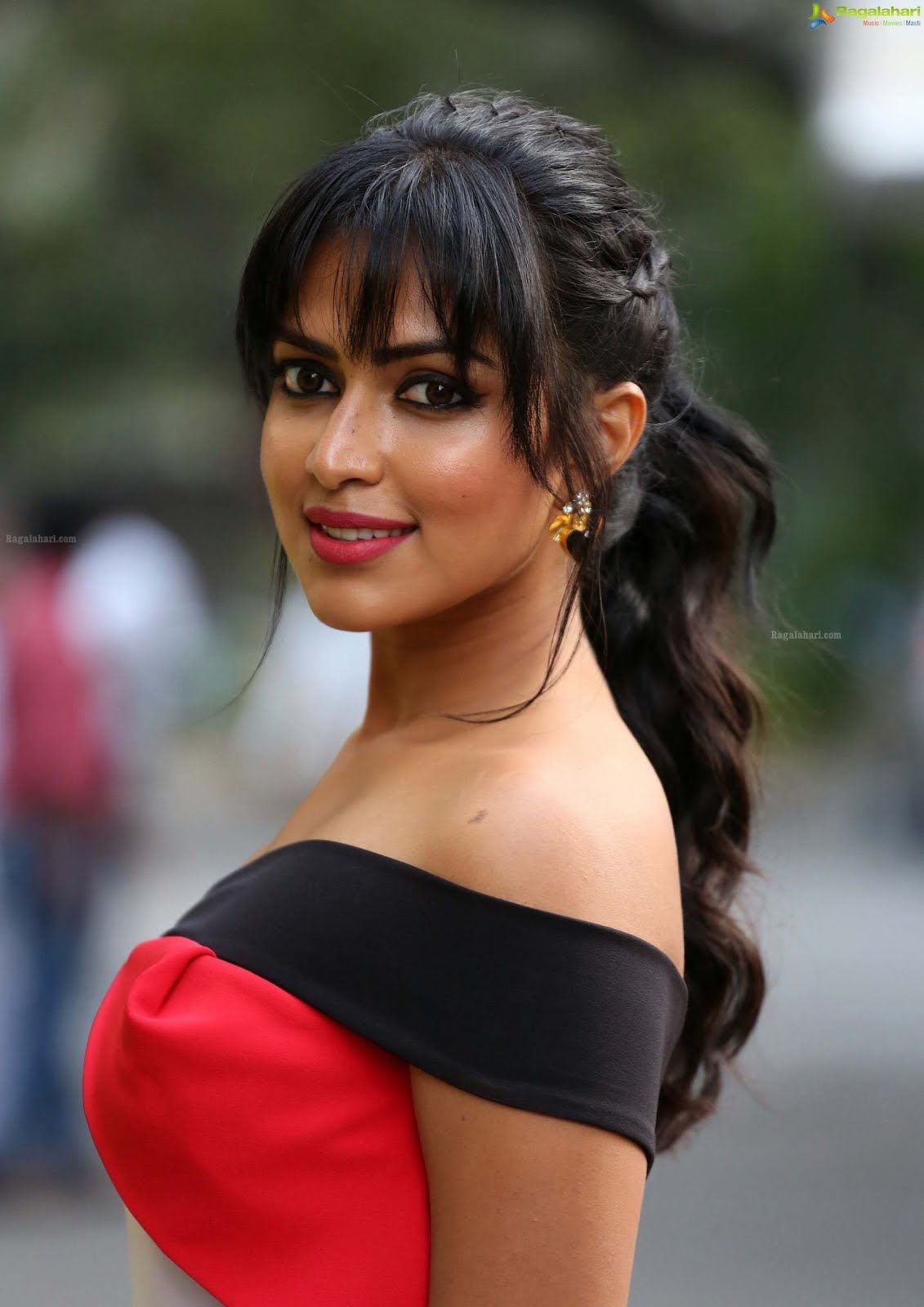 Sexy Tollywood Actress - 1131x1600 Wallpaper Sexy Tollywood Actress - 1131x1600 Wallpaper
