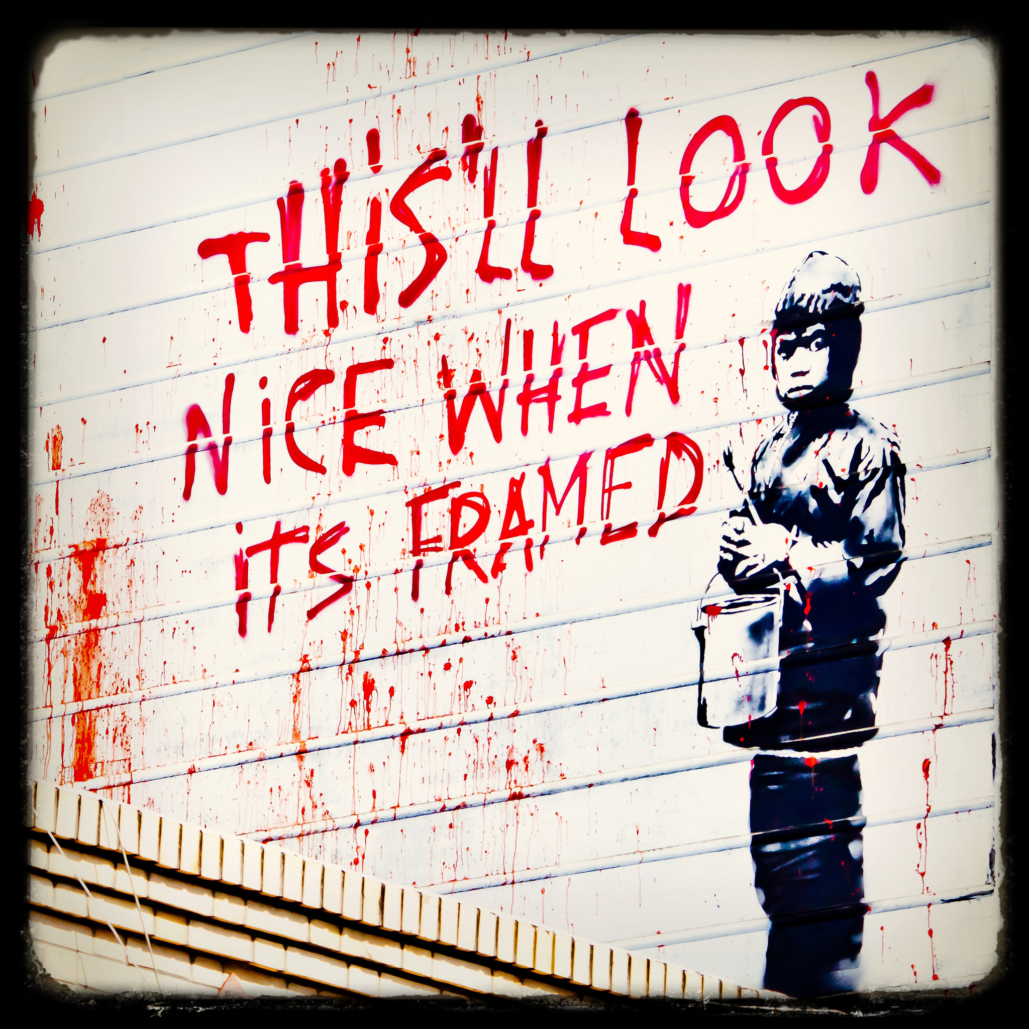 More Banksy In San Francisco Ipad Wallpaper - HD Wallpaper 