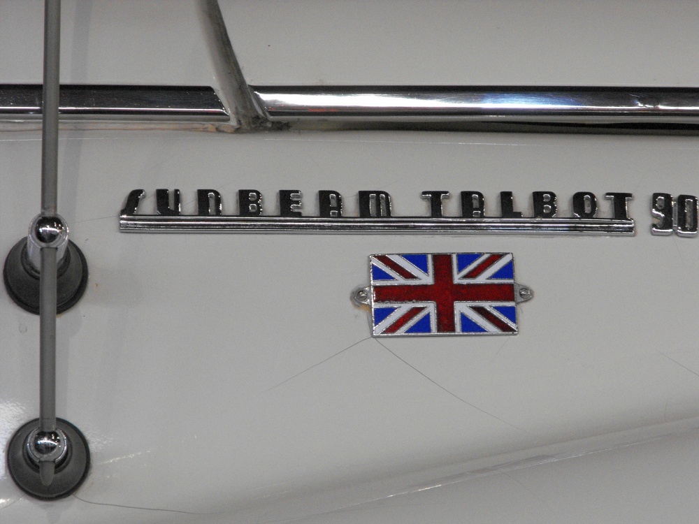 Sunbeam Talbot And Union Jack - Antique Car - HD Wallpaper 