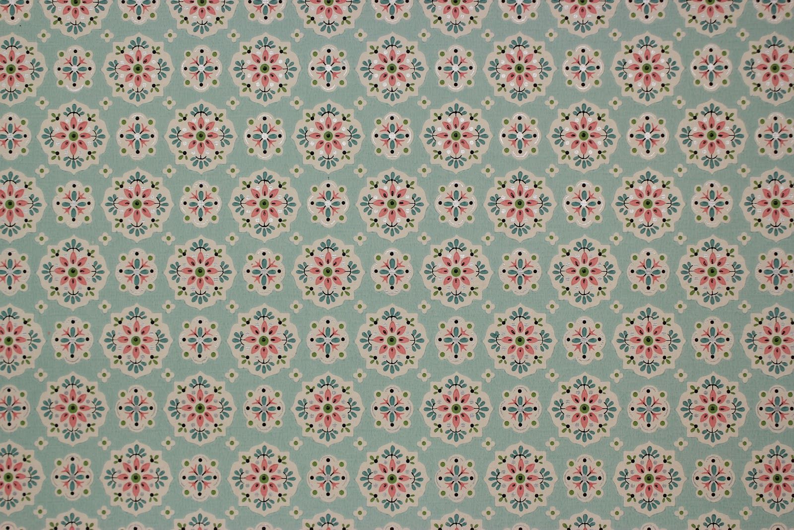 Old Fashioned Wallpaper Patterns - Old Fashioned Wallpaper In Homes - HD Wallpaper 