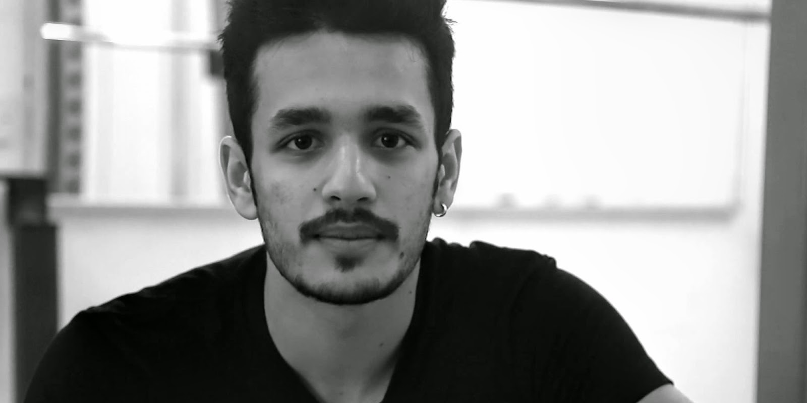 Akhil Akkineni - Gentleman - HD Wallpaper 