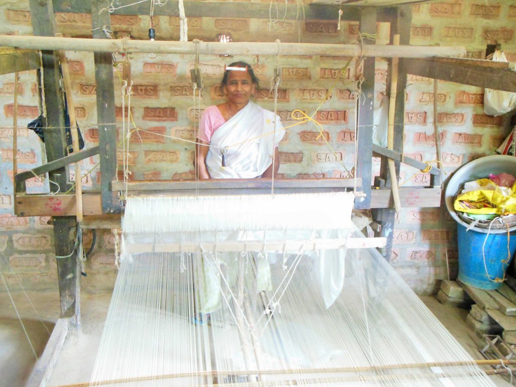 Weaving Of Sualkuchi - HD Wallpaper 