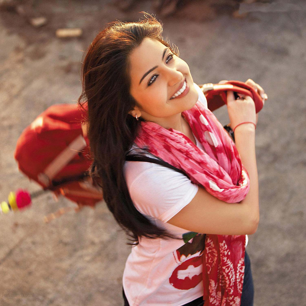 Hd 4k Anushka Sharma - HD Wallpaper 