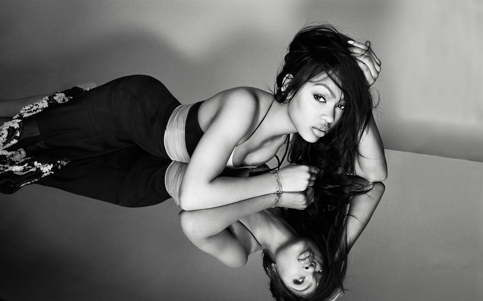 Meagan Good Black And White Wallpaper - Meagan Good Black And White - HD Wallpaper 