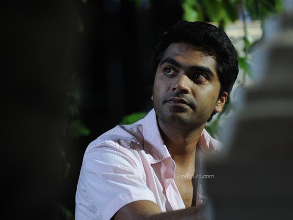 Simbu In Vinnaithandi Varuvaya - HD Wallpaper 