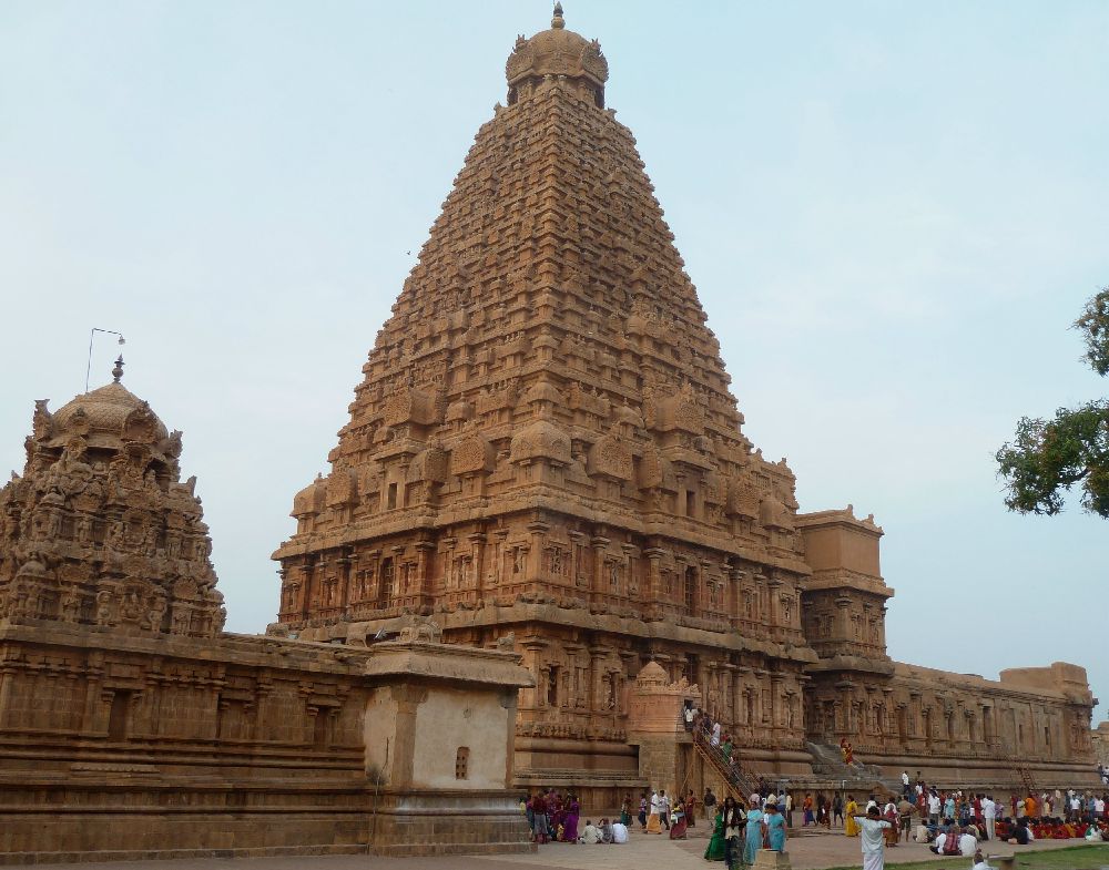Brihadishwara Temple - HD Wallpaper 