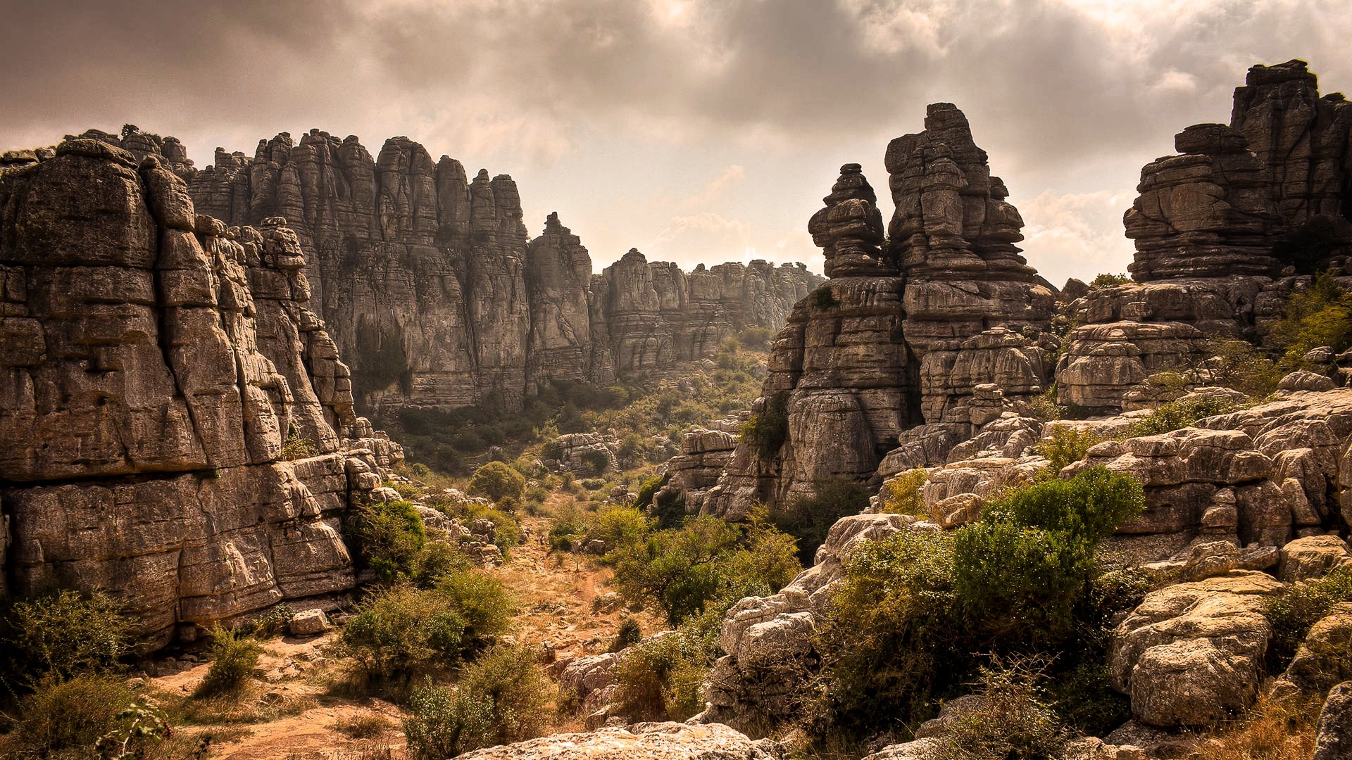 Rocky Landscape - HD Wallpaper 