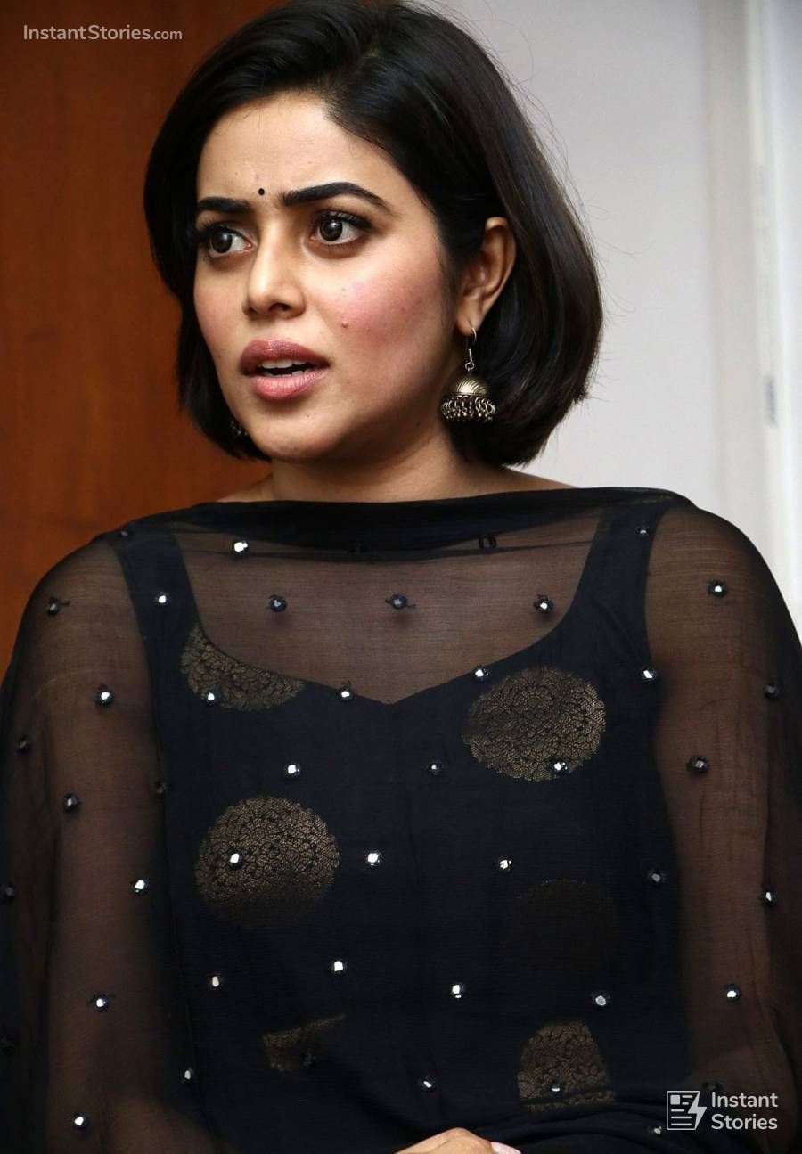 Shamna Kasim Hot Hd Photos From Blue Whale Tamil Movie - Tamil Hot - HD Wallpaper 