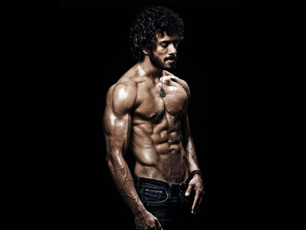 Bruce Lee Wallpaper-3 - Tamil Actor Bharath Bodybuilding - HD Wallpaper 