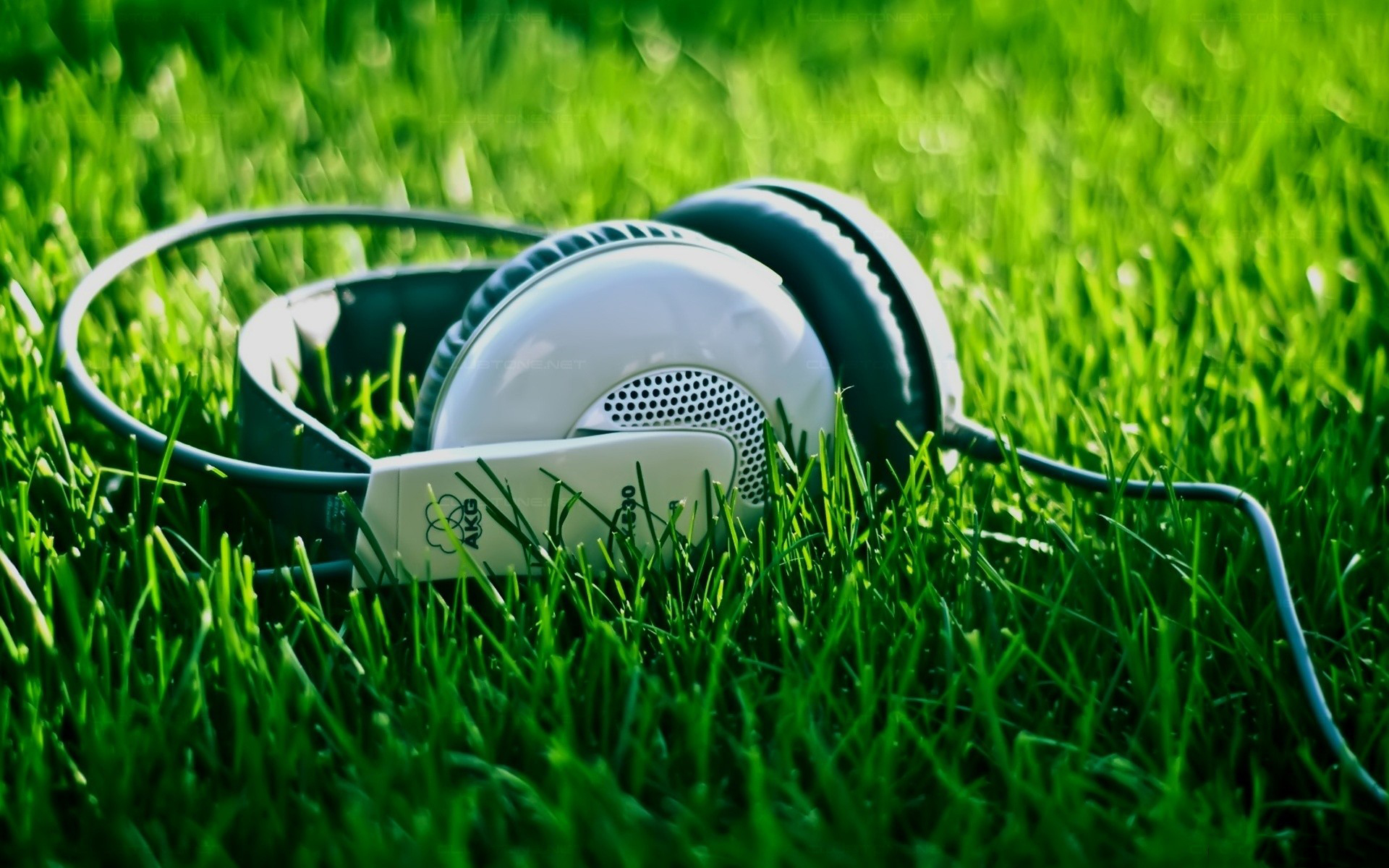 Headphones Music Lover - Nature With Music Images Hd - HD Wallpaper 