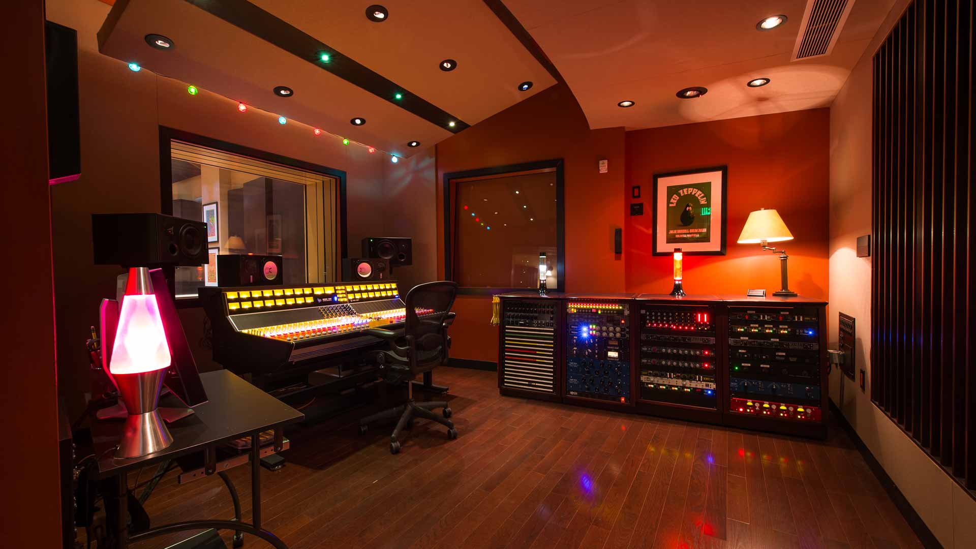 Assault And Battery Recording Studio - HD Wallpaper 