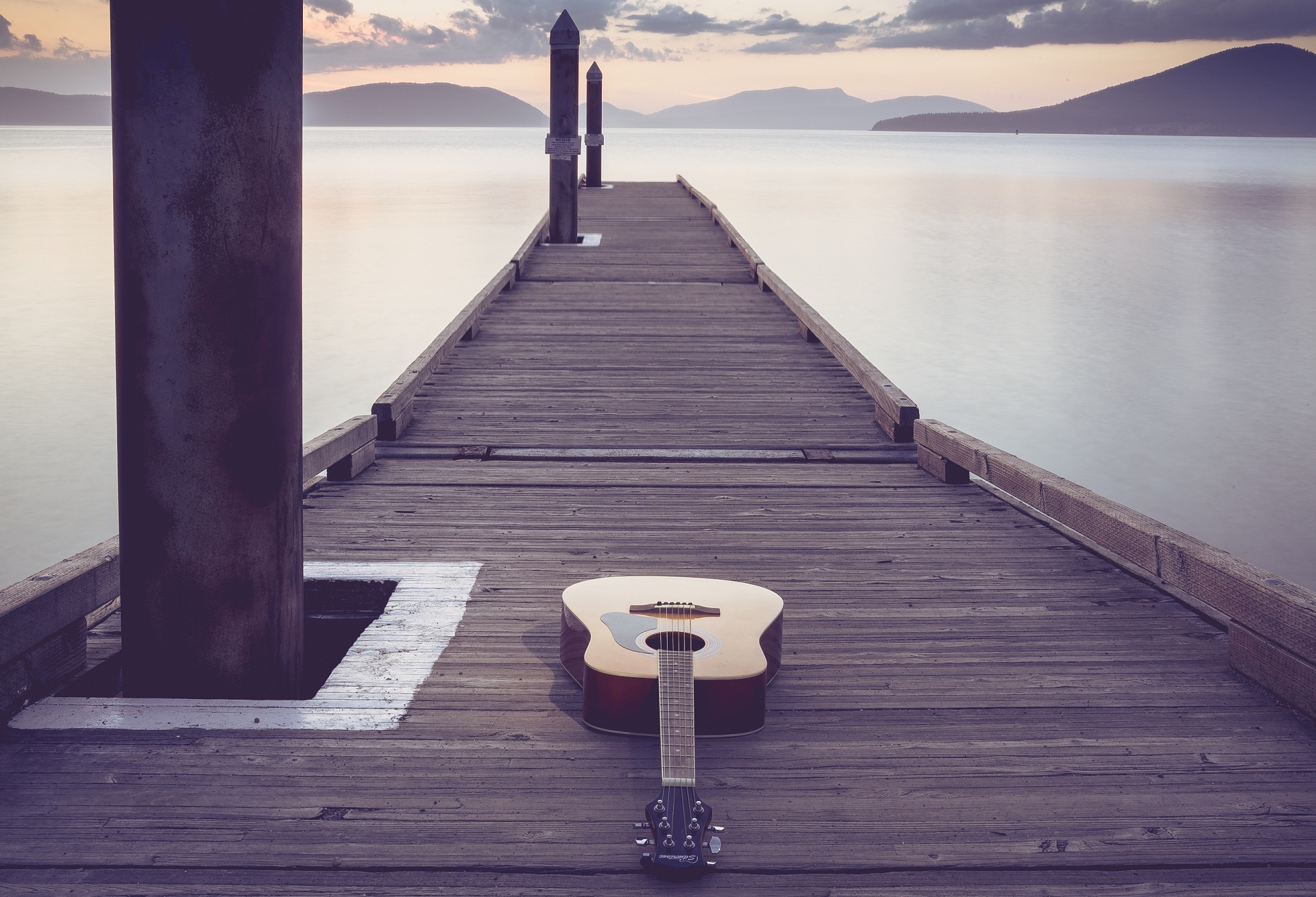 Road Bridge Sea Guitar Music Free Instrument Backgrounds - Guitar - HD Wallpaper 