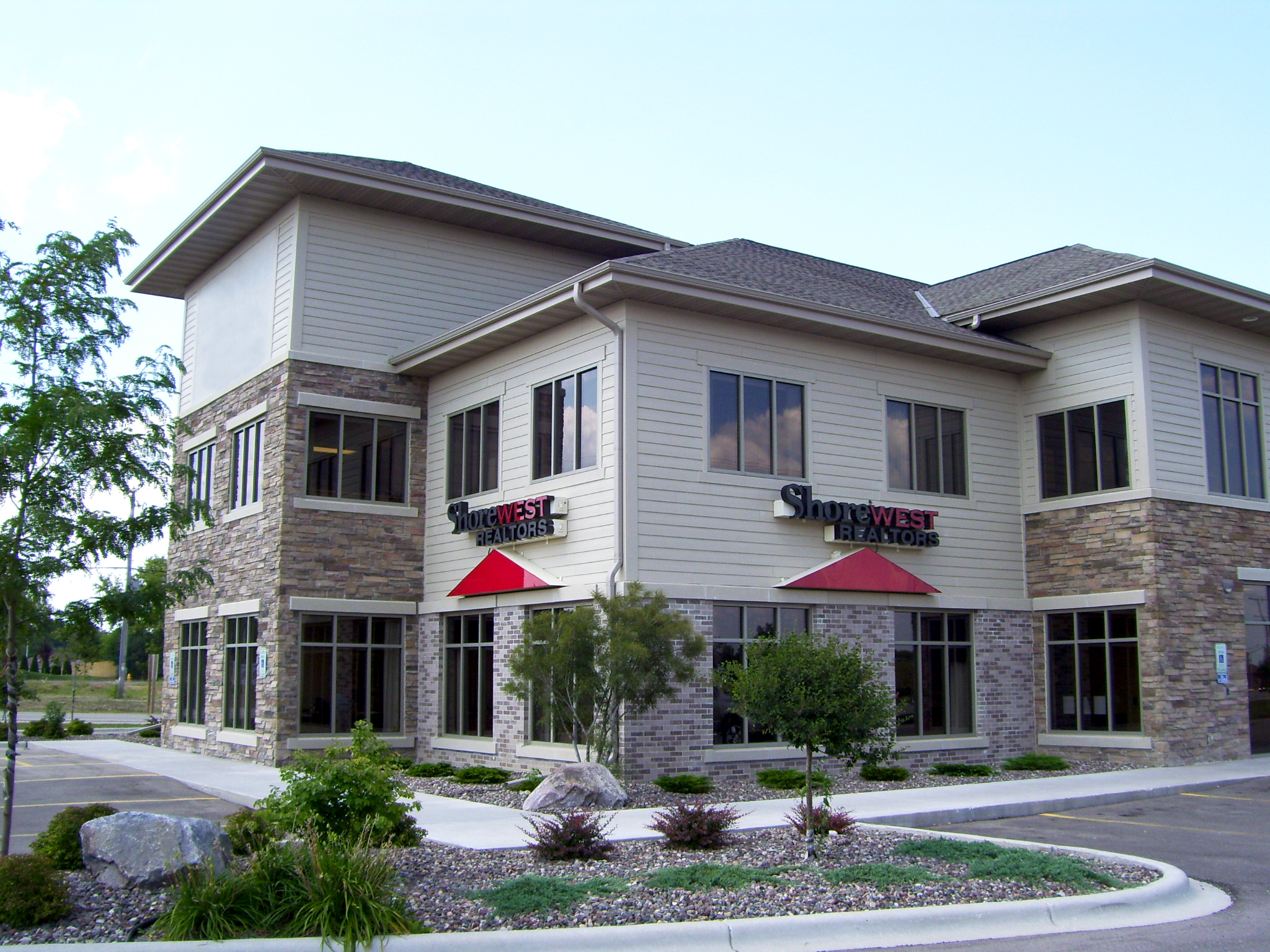 Janesville-rock County Office - House - HD Wallpaper 