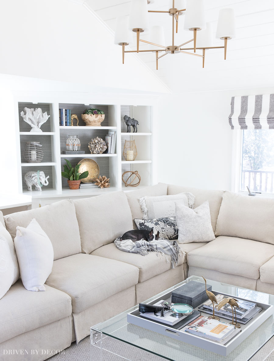 Simple Formulas For How To Decorate Shelves And Bookcases - Bookcase - HD Wallpaper 