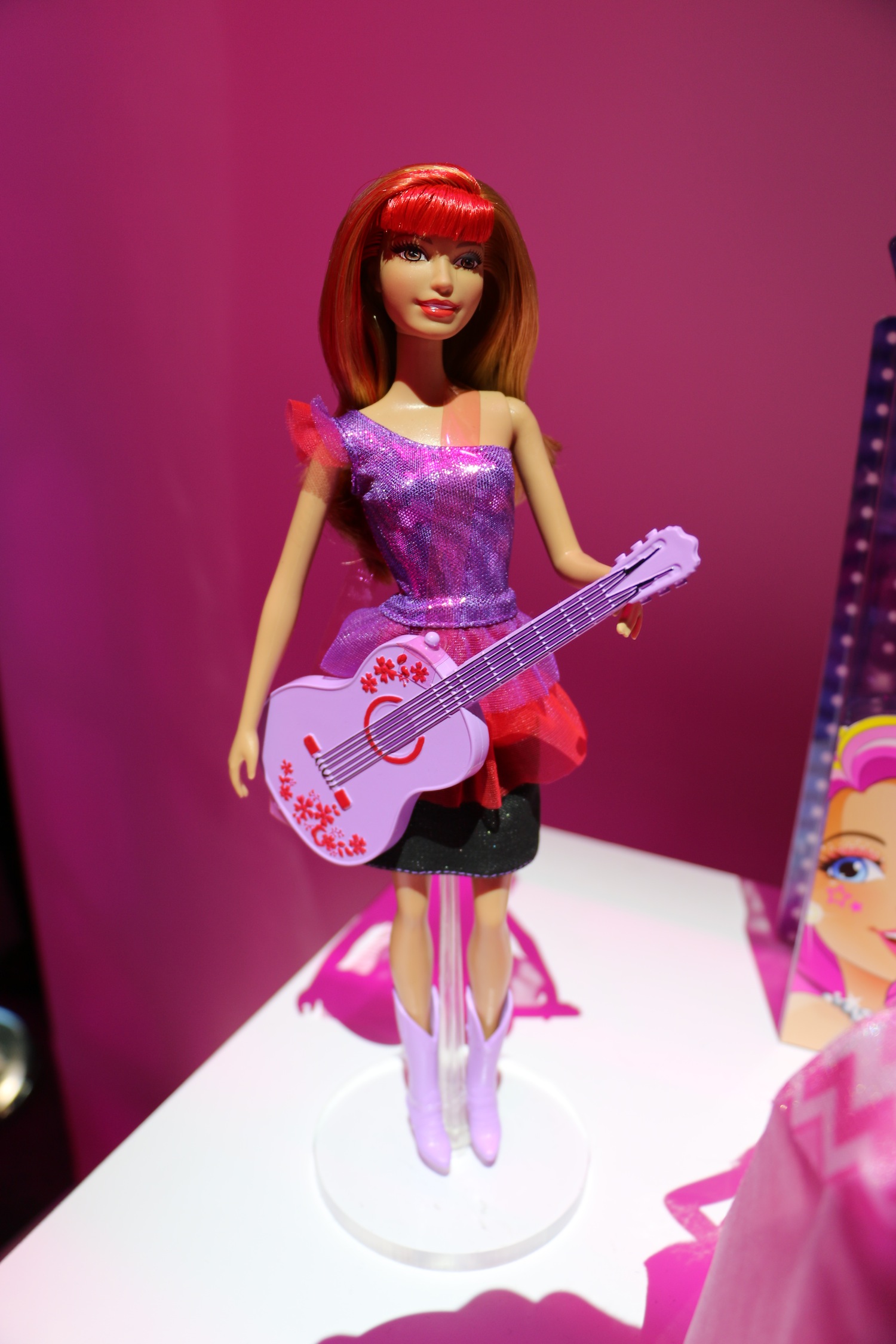 Barbie In Rock N Royals Doll - Barbie Rock Royal Dolls - HD Wallpaper 