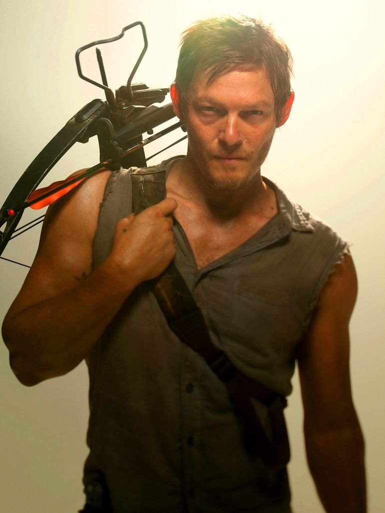The Walking Dead Daryl Wallpaper - HD Wallpaper 