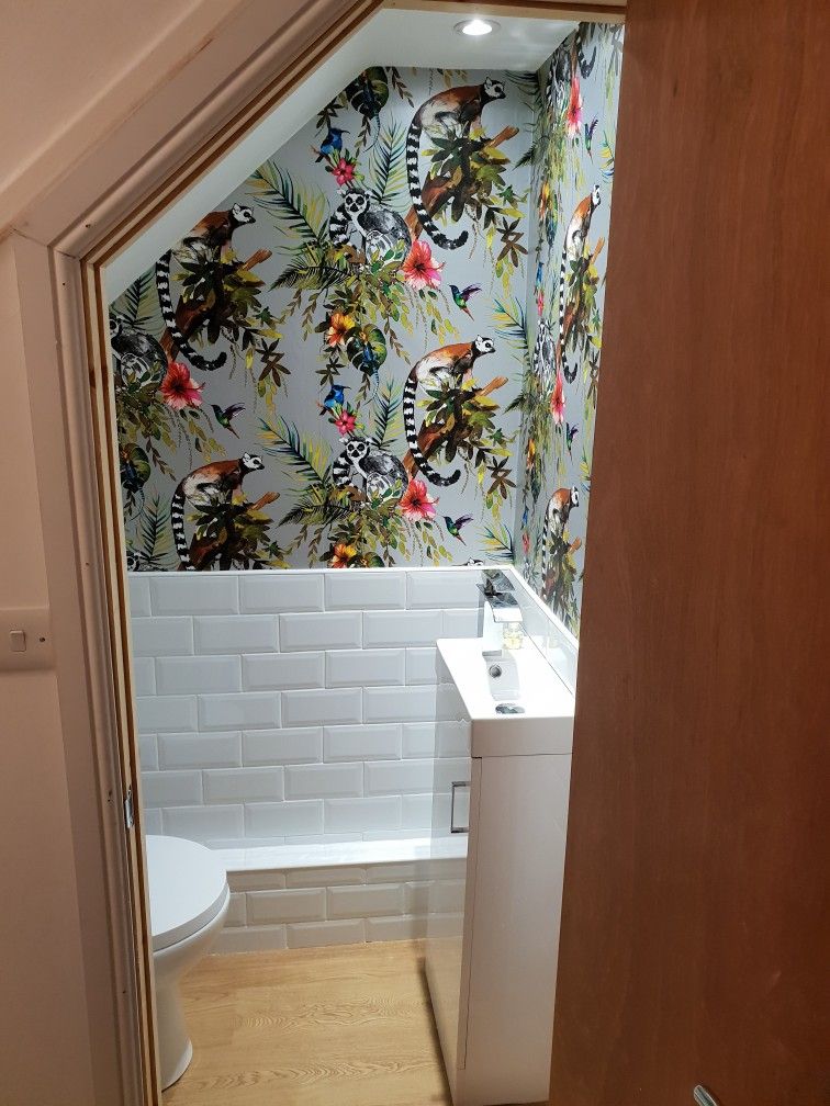 Fancy Downstairs Toilet Wallpaper Ideas - HD Wallpaper 