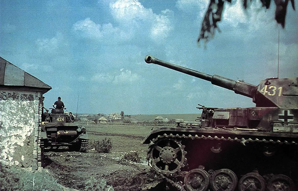 Panzer Iv Tank In Russia - World War 2 Colour - HD Wallpaper 