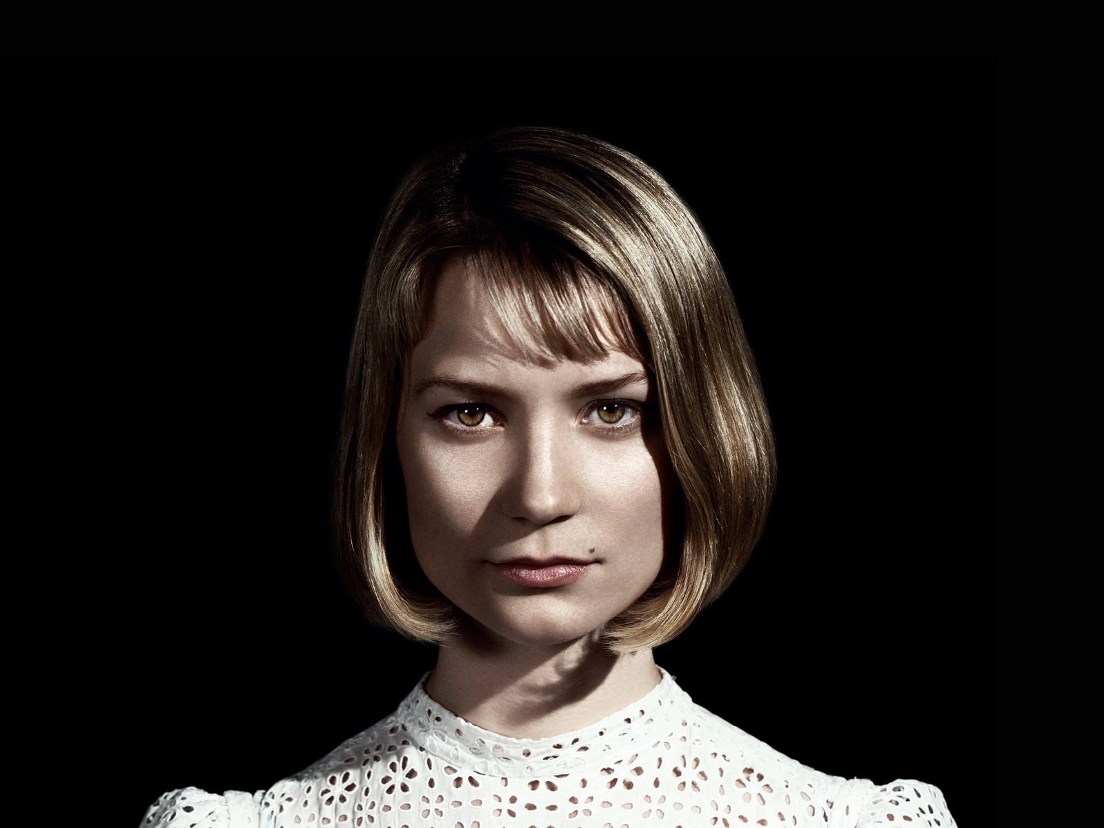 Wallpaper The Double, Mia Wasikowska, Hannah - Double Movie - HD Wallpaper 