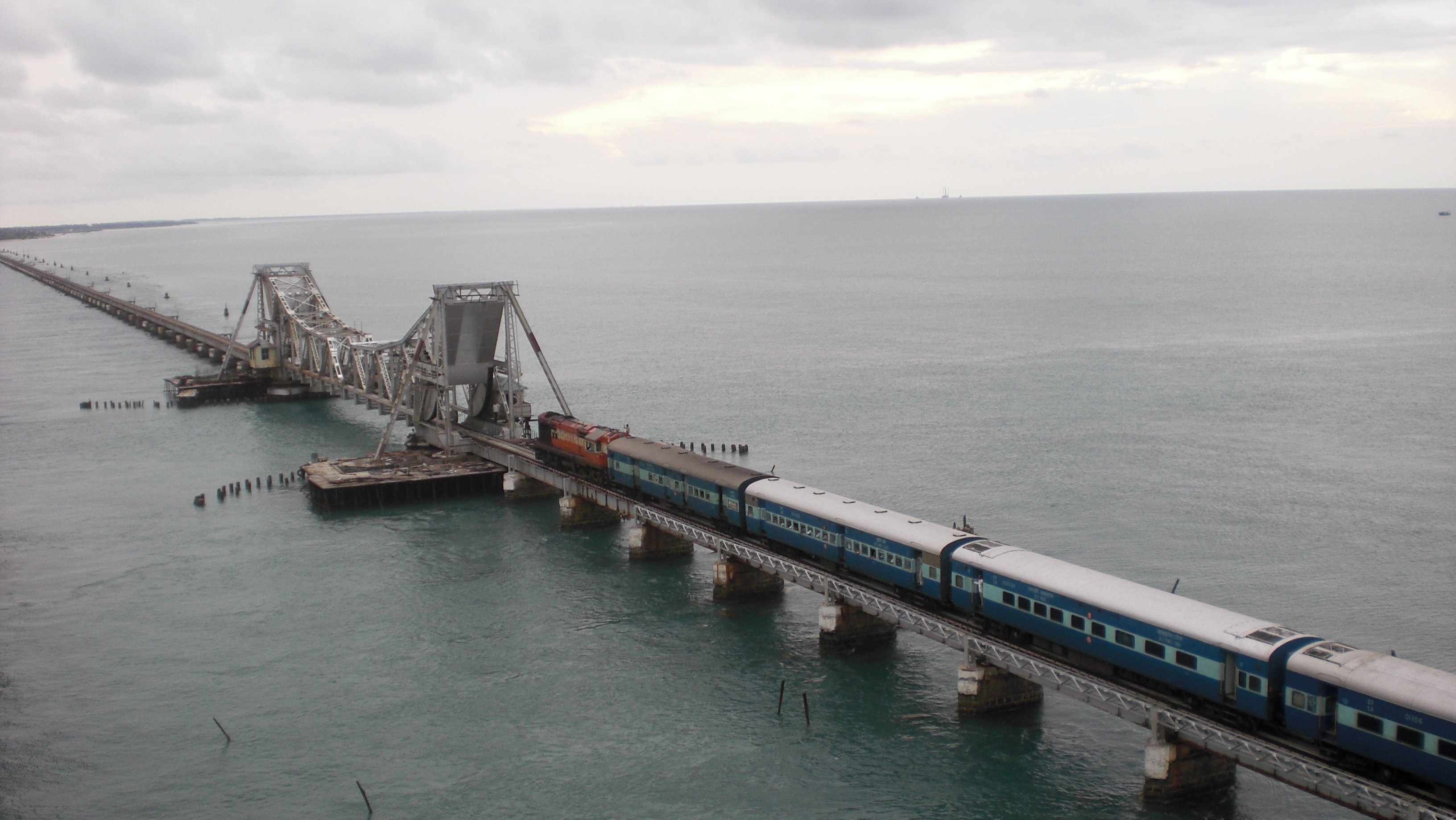 Long Rameshwaram Best Bridge Photos Of India - Best Bridge In India - HD Wallpaper 