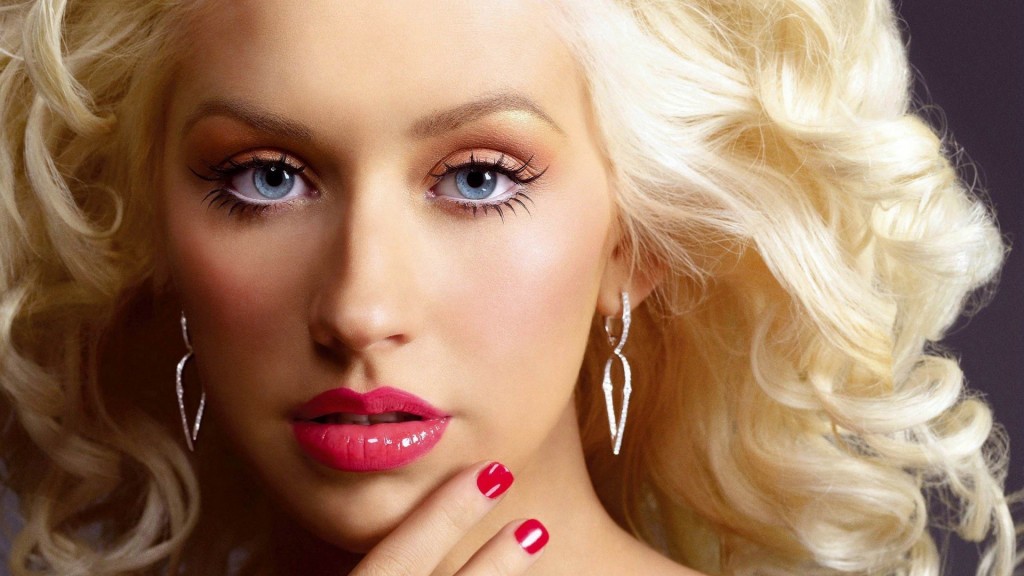 Christina Aguilera Keeps Getting Better - HD Wallpaper 