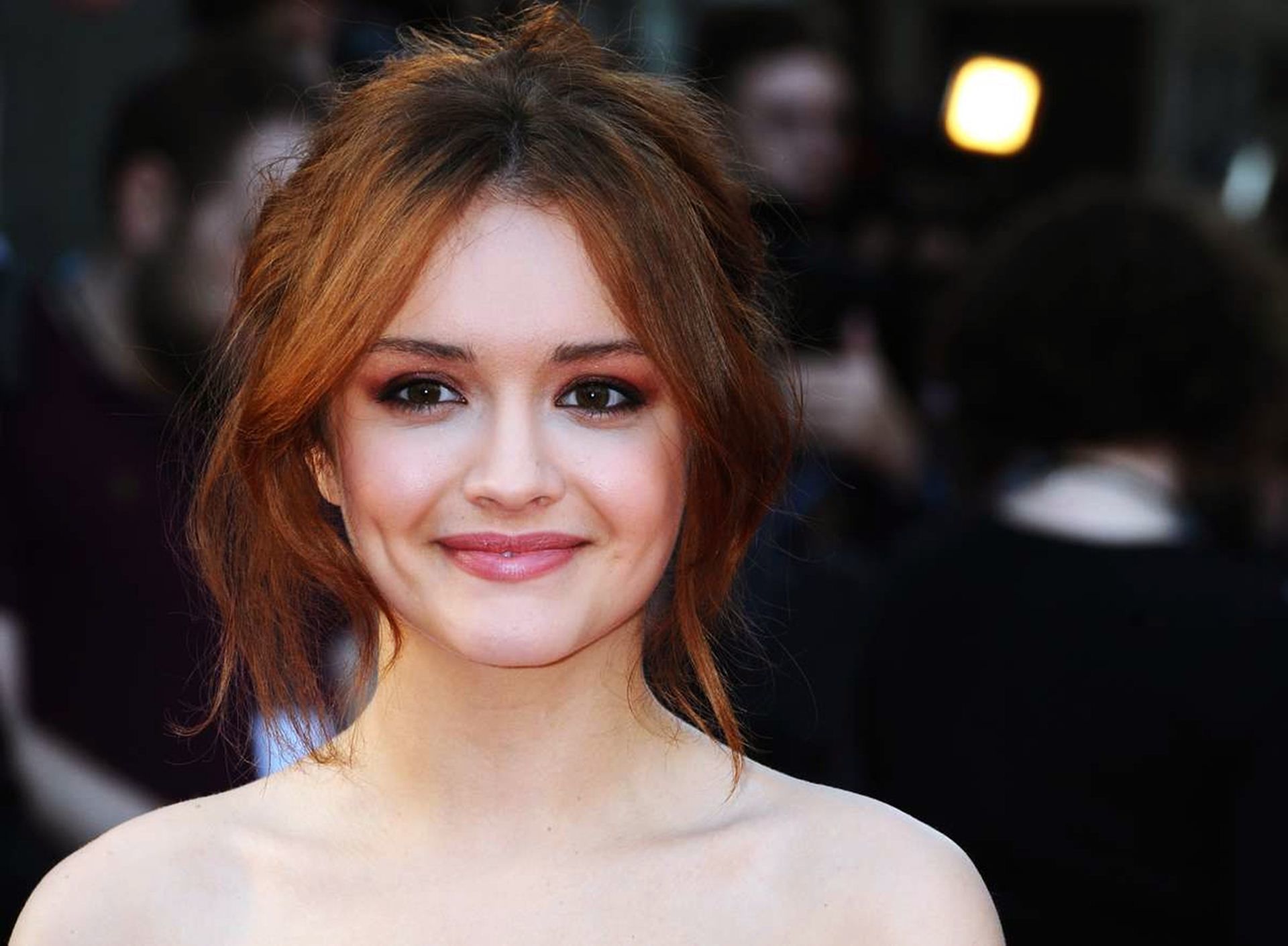Olivia Cooke - Olivia Cooke Wallpaper Hd - HD Wallpaper 