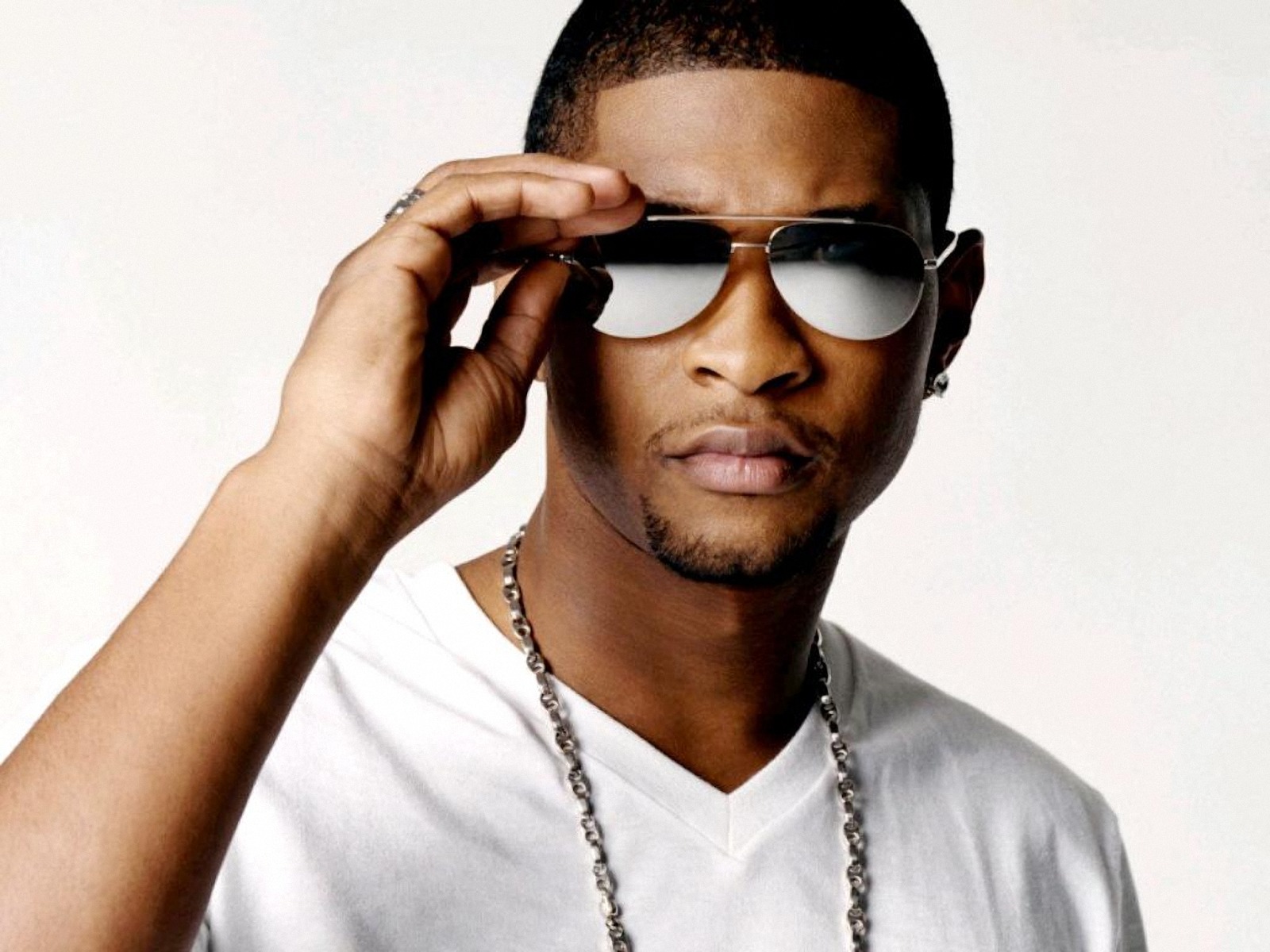 Usher Wallpapers For Desktop - HD Wallpaper 