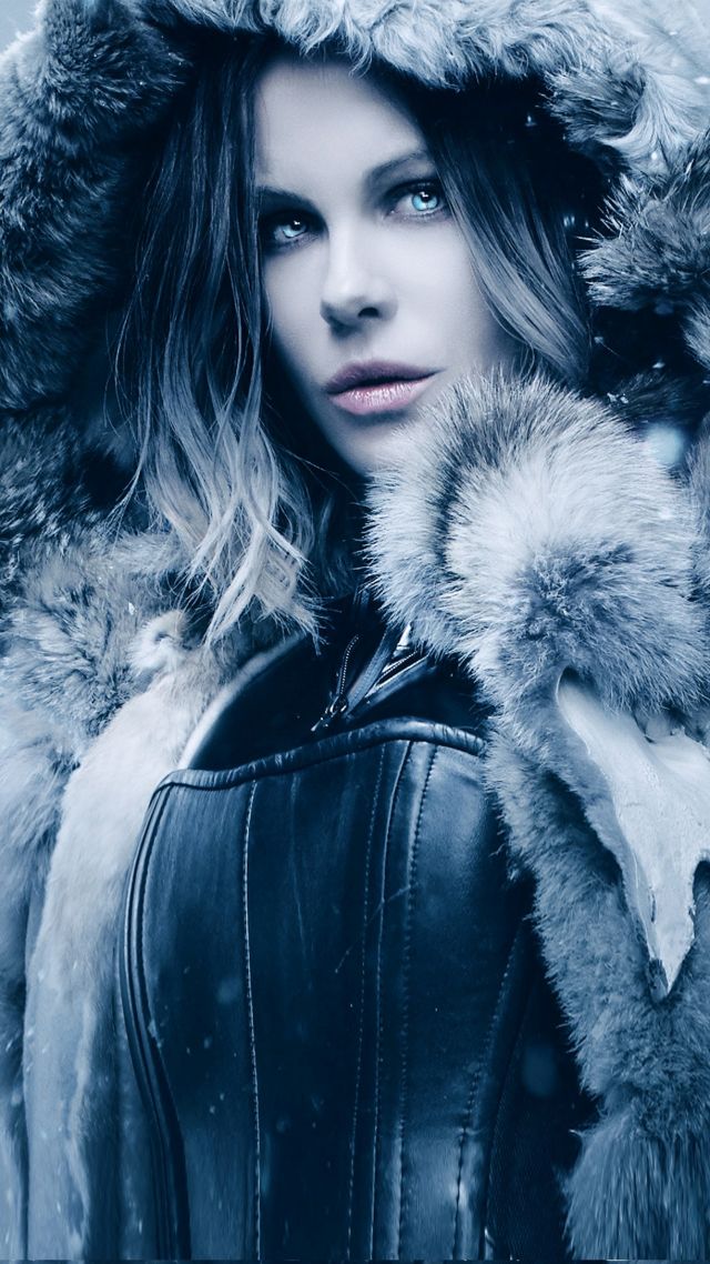 Blood Wars, Kate Beckinsale, Vampire, Best Movies - Selene Underworld Blood Wars - HD Wallpaper 