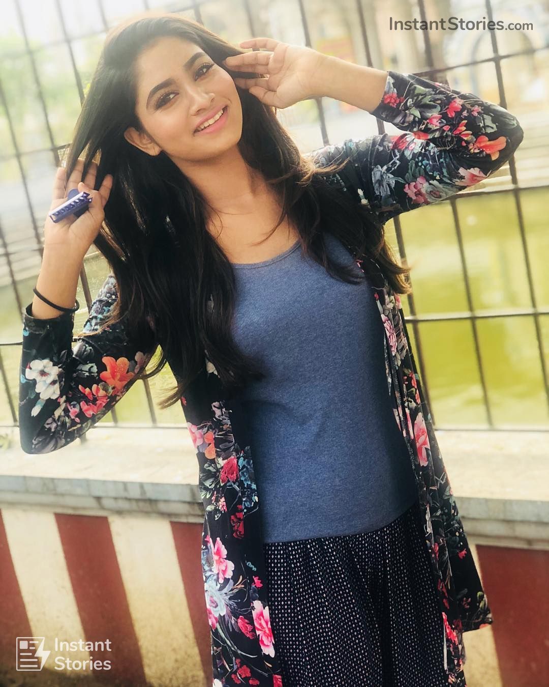 Shivani Narayanan Latest Hot Hd Photos / Wallpapers - Shivani Narayanan Boobs - HD Wallpaper 