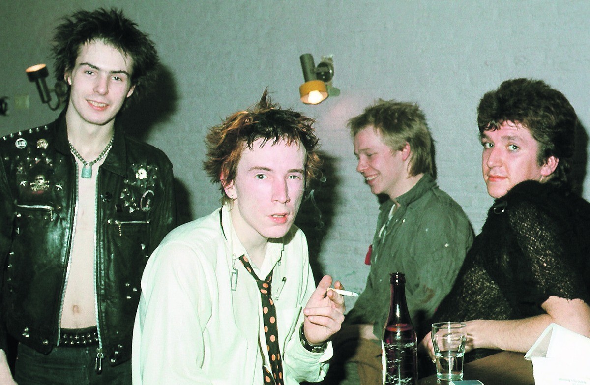 Pic - Sex Pistols - HD Wallpaper 