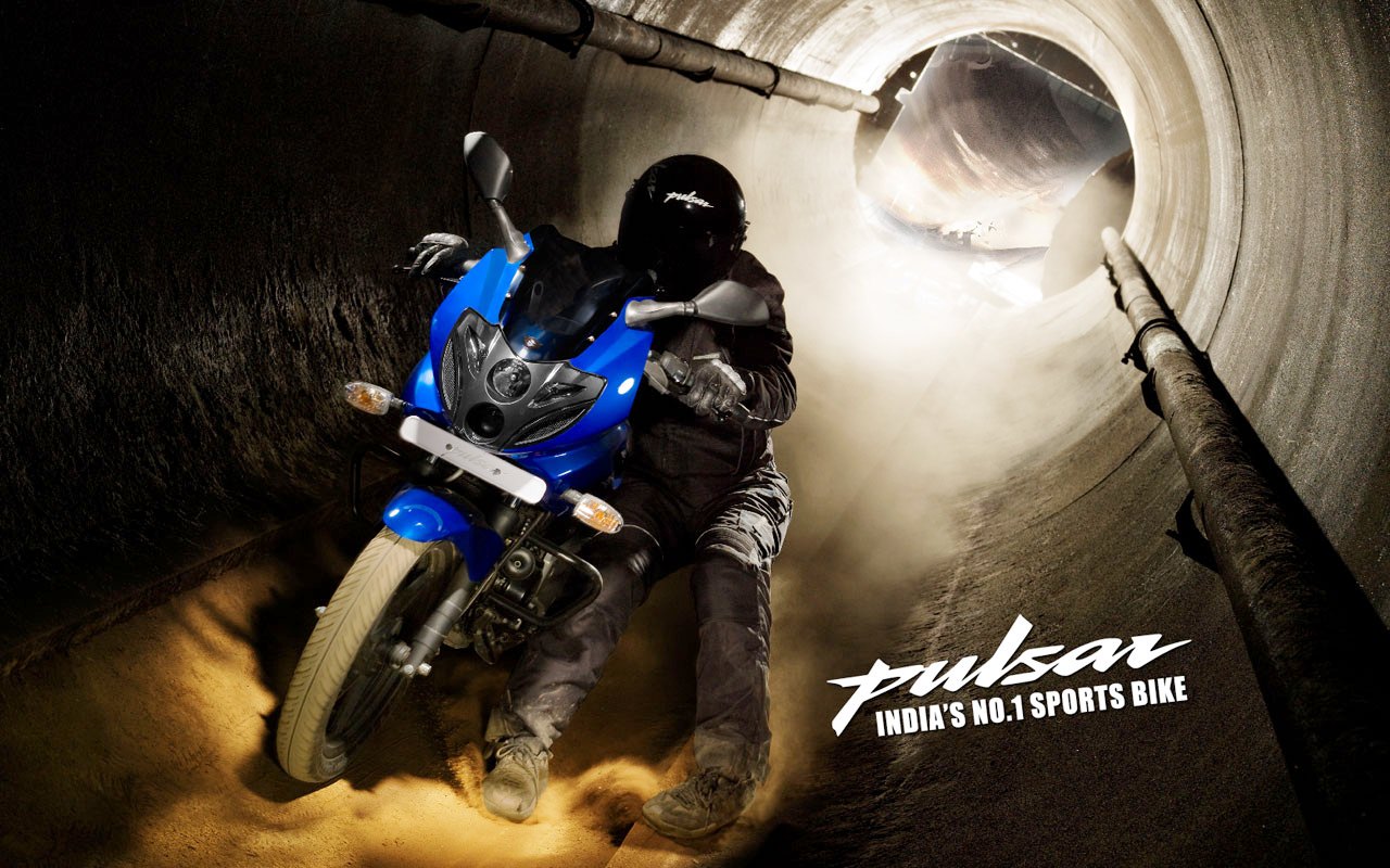 Bajaj Blue Pulsar Stunt Mania - Pulsar 220 Stunt Mania - HD Wallpaper 