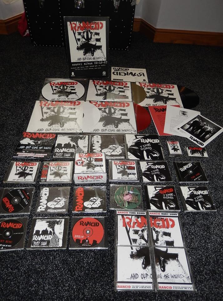 Out Come The Wolves - HD Wallpaper 