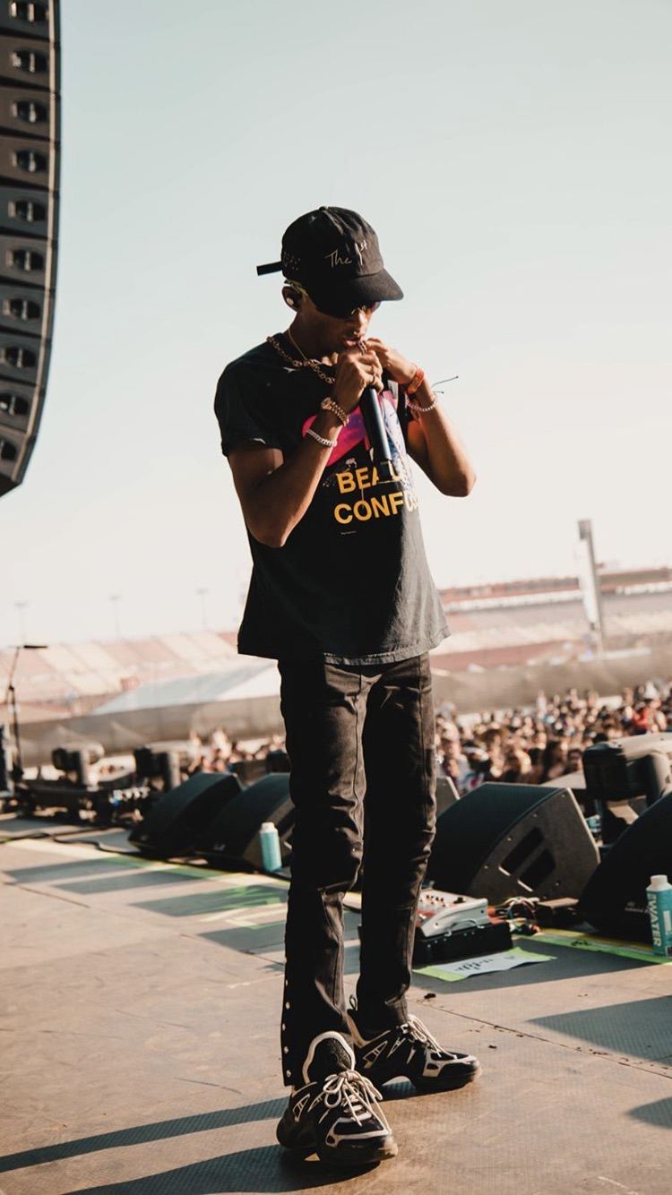 Jaden Smith Concert Wallpaper Iphone 750x1334 Wallpaper teahub.io