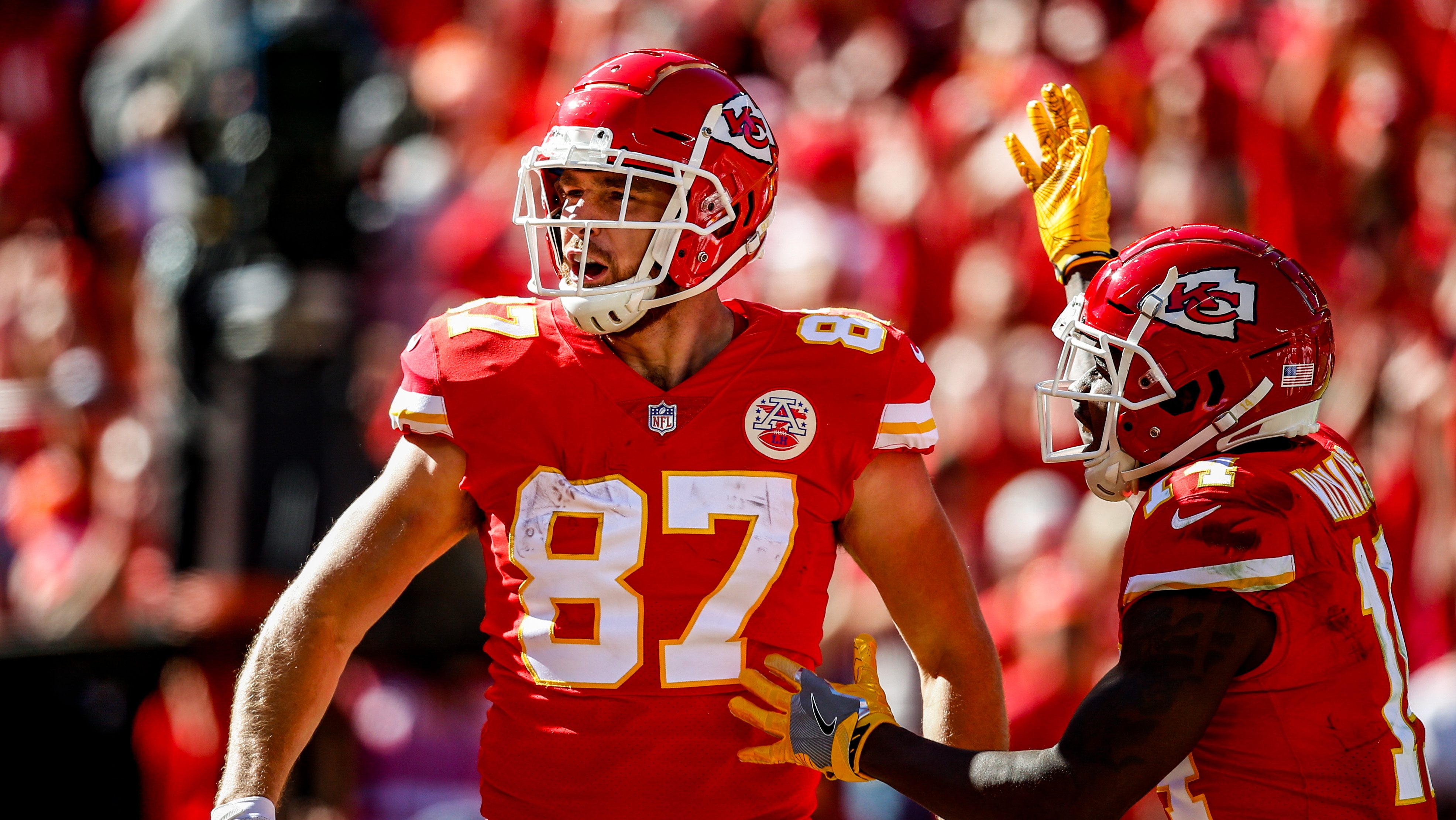 Travis Kelce 2019 - HD Wallpaper 