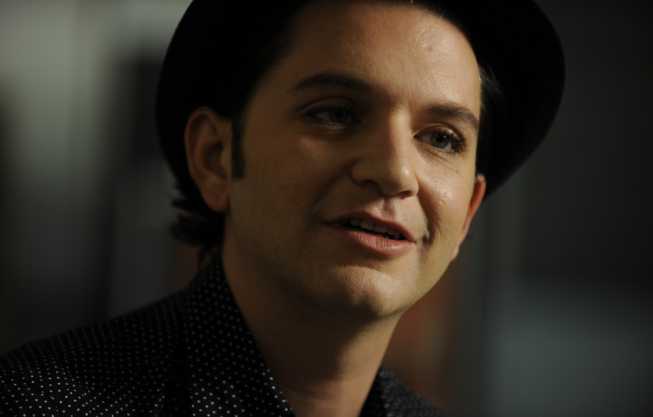 Photo Wallpaper Soloist, Placebo, Brian Molko, Brian - Брайан Молко - HD Wallpaper 