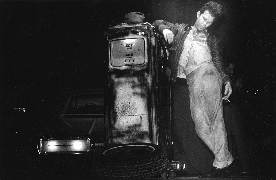 Tom Waits - Ed Caraeff Tom Waits - HD Wallpaper 