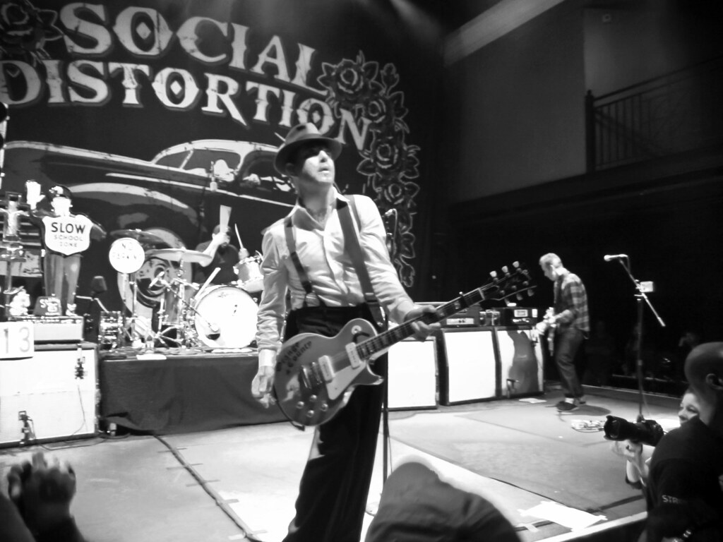 Social Distortion - HD Wallpaper 