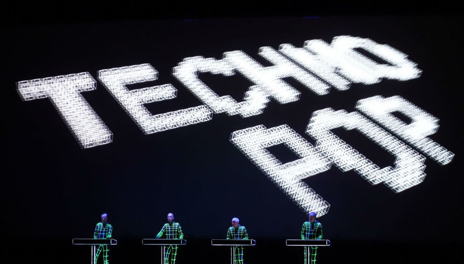 104875 - Electronic Signage - HD Wallpaper 